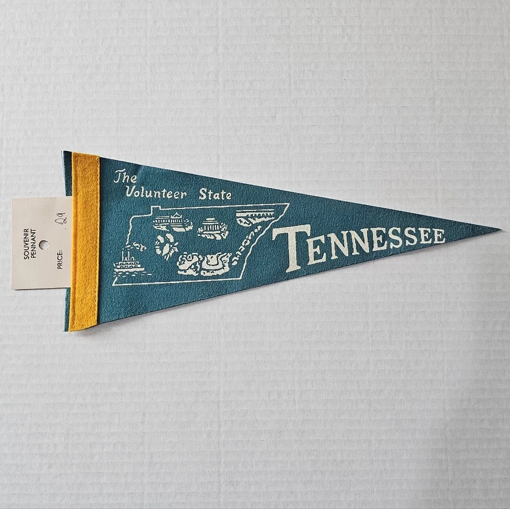 1950’s Tennessee Souvenir Felt Pennant Volunteer State Original Tag 👀